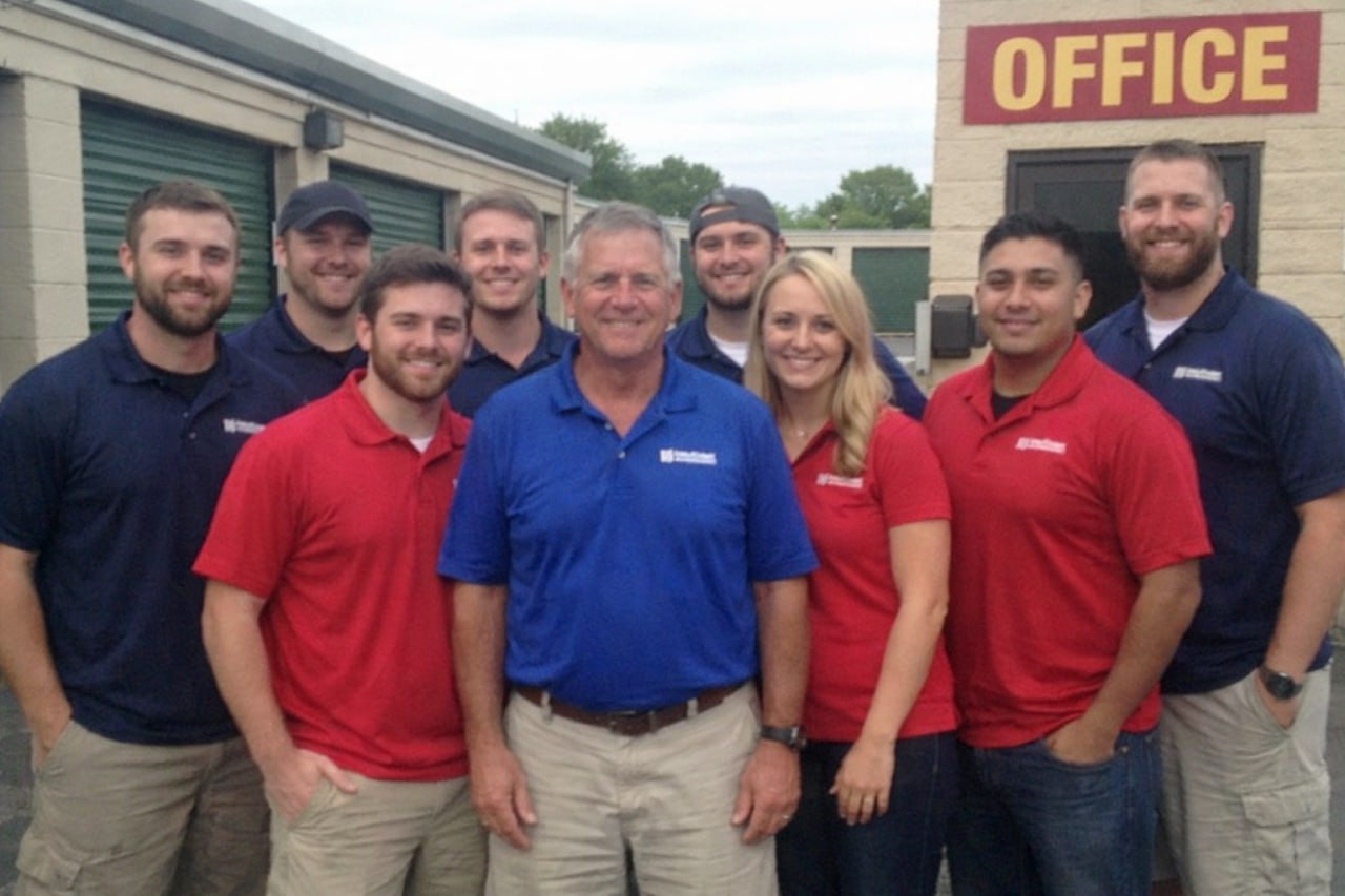 Water damage restoration professionals in Seaside, CA